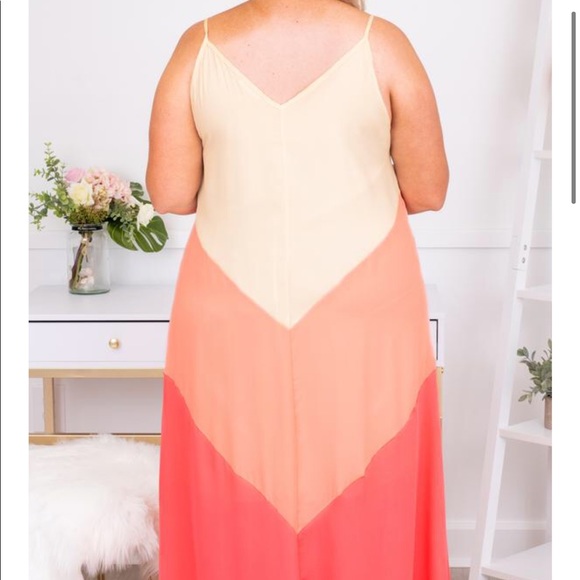 Chic Soul Maxi Dress - Picture 4 of 5